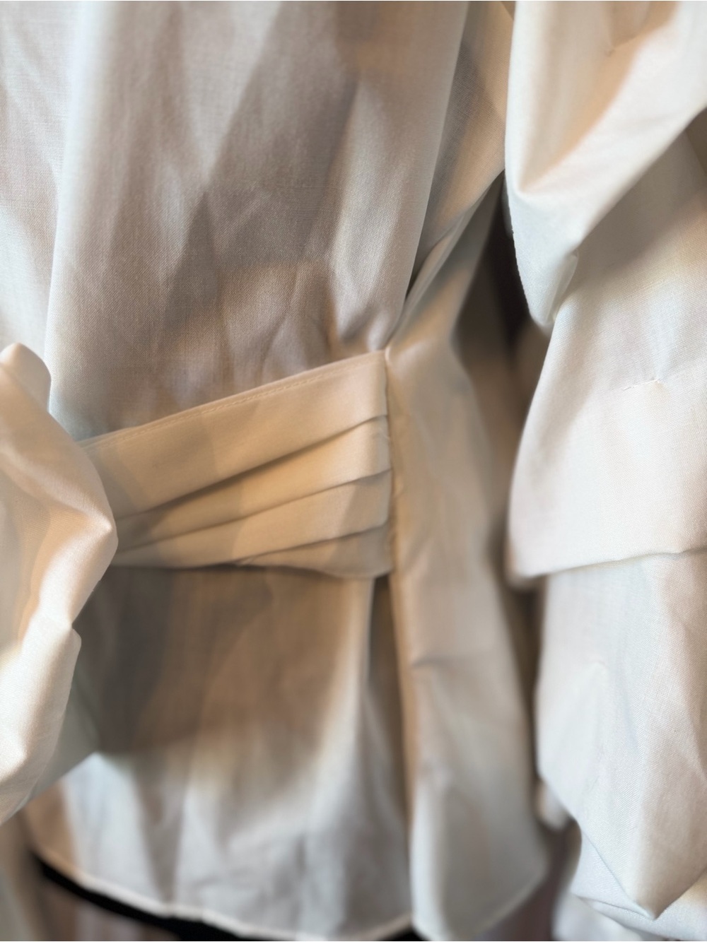 The Clothing Company White Cold Shoulder Ruffle Sleeve Bow Blouse S NWT - Picture 7 of 16